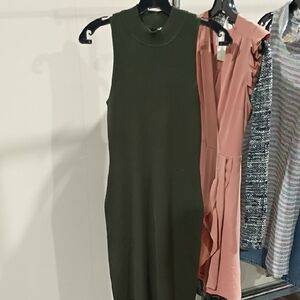 House Of Harlow Knit Sleeveless Olive Green Dress. Medium.